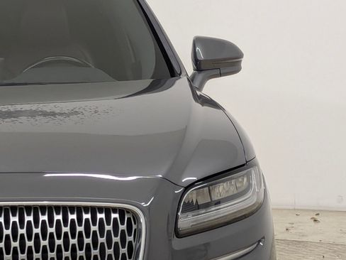 Used 2022 Lincoln Nautilus Reserve w/ Luxury Package image 11