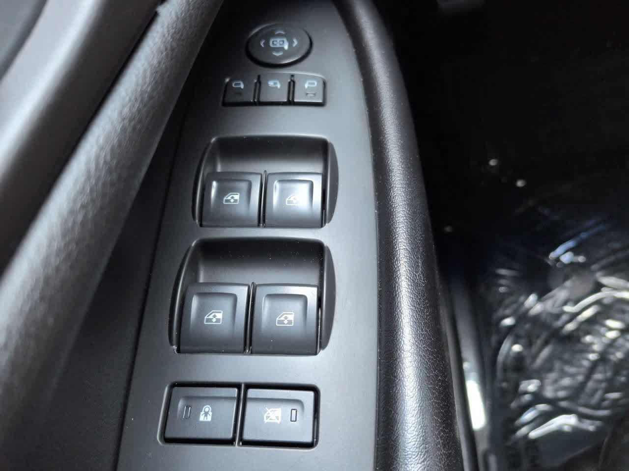 Used 2016 Cadillac Escalade ESV Luxury AWD/4WD image 25