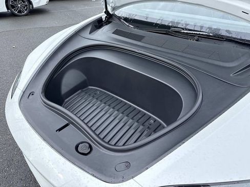 Used 2025 Tesla Model 3 Long Range image 13