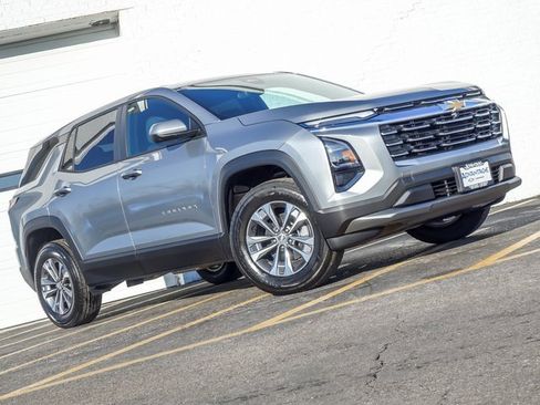 New 2026 Chevrolet Equinox LT w/ LPO, Floor Liner Package image 3