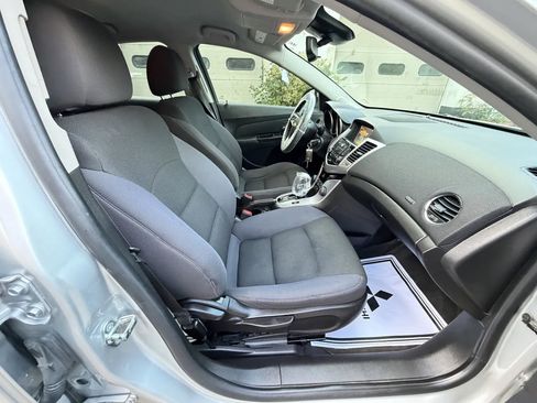 Used 2015 Chevrolet Cruze LT FWD image 36