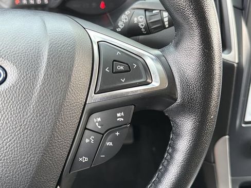 Used 2022 Ford Edge SEL AWD/4WD image 15