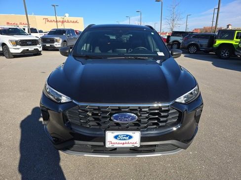 Used 2025 Ford Escape ST-Line image 8