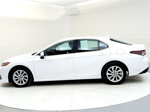 Certified 2023 Toyota Camry LE image 5