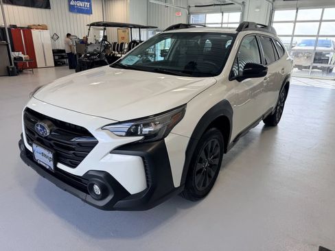 Used 2024 Subaru Outback Onyx Edition XT AWD/4WD image 6
