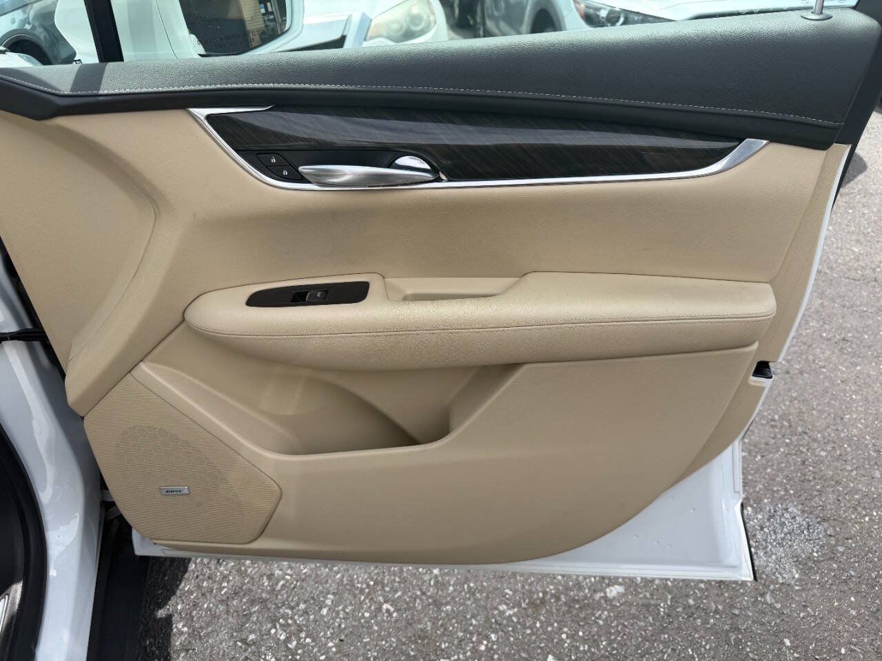 Used 2017 Cadillac XT5 FWD image 50