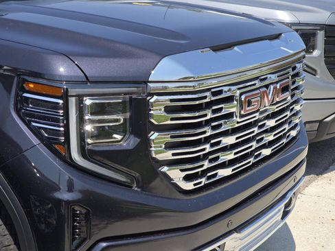 Used 2023 GMC Sierra 1500 Denali AWD/4WD image 4