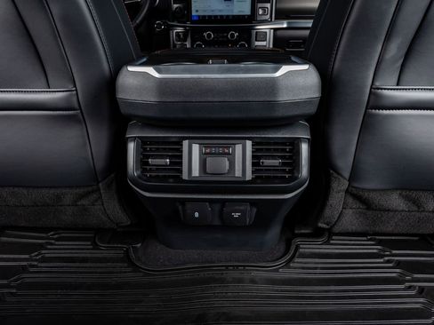 Used 2025 Ford F150 Raptor image 33