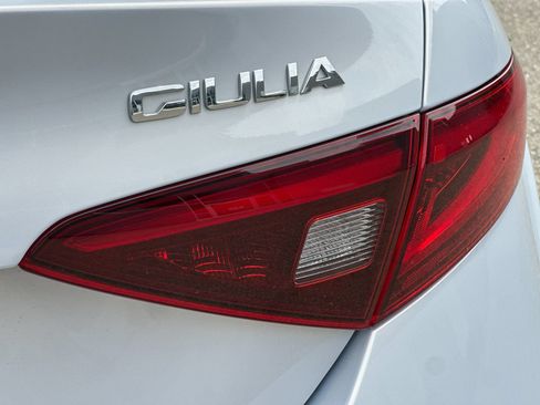 Used 2022 Alfa Romeo Giulia Ti RWD image 36