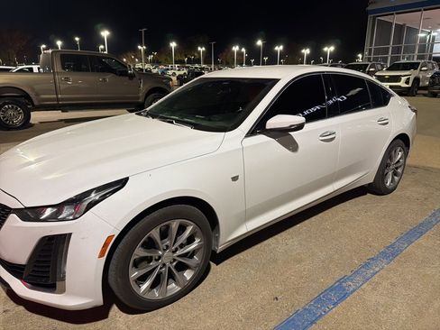 Used 2020 Cadillac CT5 Premium Luxury image 2