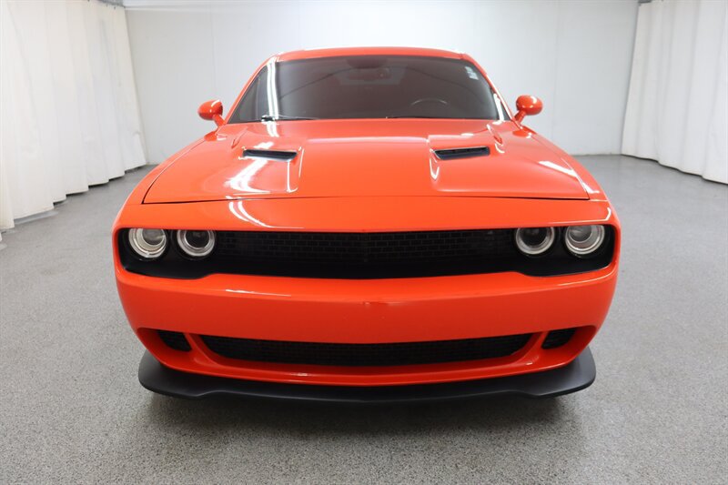 Used 2016 Dodge Challenger SXT w/ Blacktop Package RWD image 2