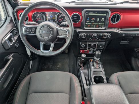 Used 2022 Jeep Wrangler Unlimited Rubicon w/ LED Lighting Group AWD/4WD image 6
