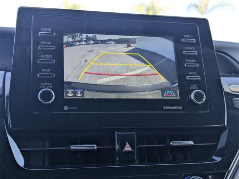 Certified 2022 Toyota Camry SE image 13