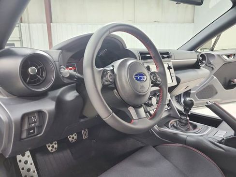 Used 2024 Subaru BRZ Premium RWD image 18