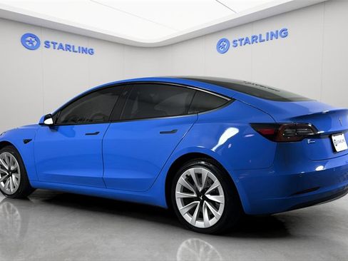 Used 2021 Tesla Model 3 Standard Range Plus image 5