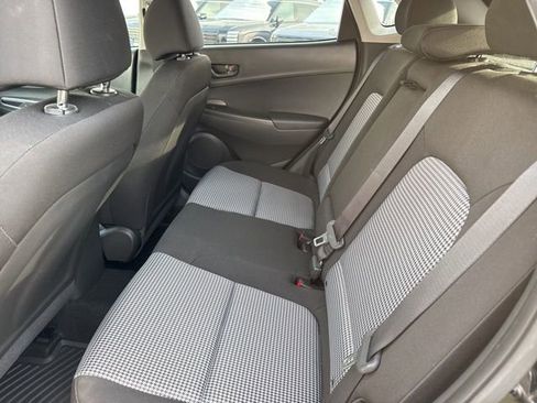 Certified 2022 Hyundai Kona SE image 19