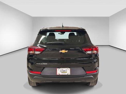 Used 2023 Chevrolet TrailBlazer LS FWD image 5
