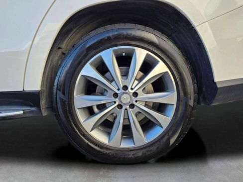 Used 2014 Mercedes-Benz GL 350 BlueTEC 4MATIC image 13