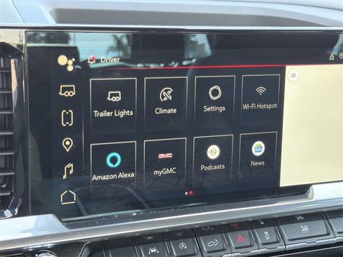 Used 2024 GMC Sierra 1500 SLT image 16
