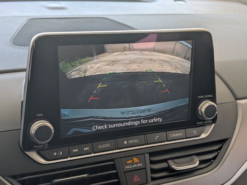 Used 2025 Nissan Altima 2.5 SR FWD image 27