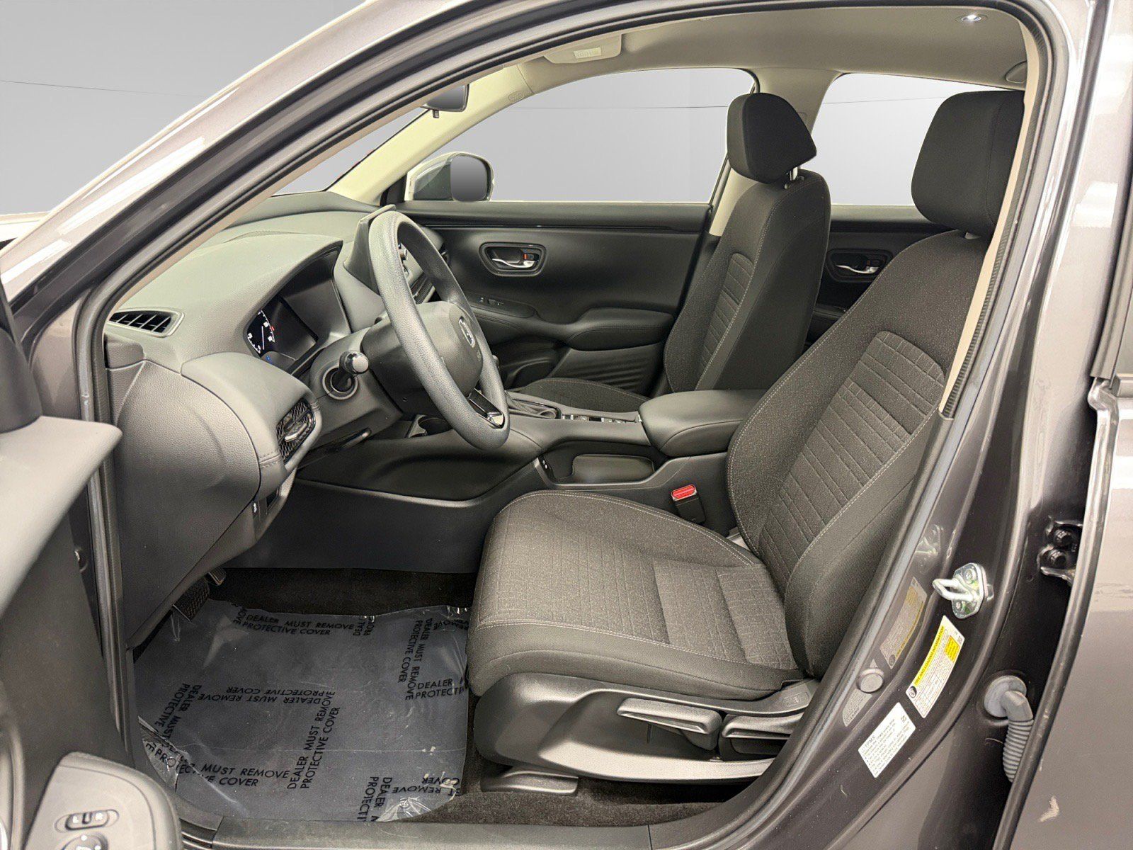 Used 2024 Honda HR-V LX image 9