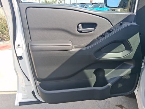 New 2026 Nissan Frontier SV image 21