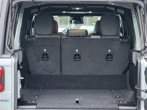 Certified 2024 Jeep Wrangler Unlimited image 22