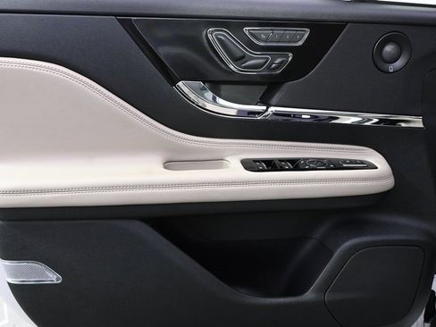 New 2026 Lincoln Corsair Reserve image 20