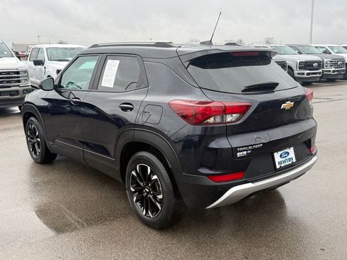 Used 2021 Chevrolet TrailBlazer LT w/ Sun and Liftgate Package image 36