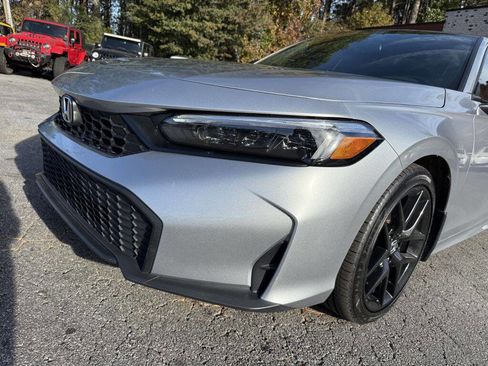 Used 2025 Honda Civic Sport image 8
