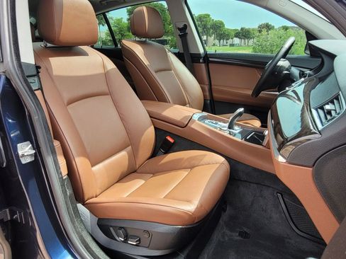 Used 2012 BMW 535i xDrive AWD/4WD image 23