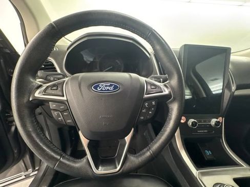 Used 2024 Ford Edge SEL AWD/4WD image 18