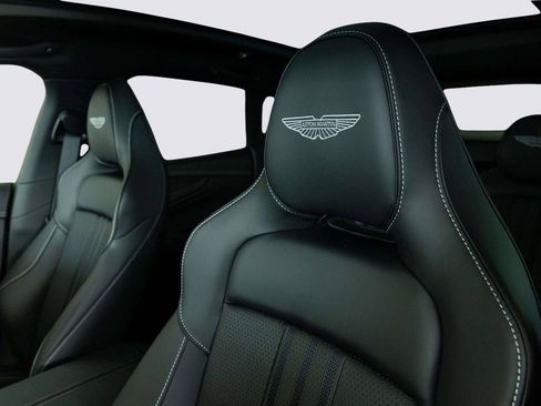 New 2026 Aston Martin DBX 707 image 16