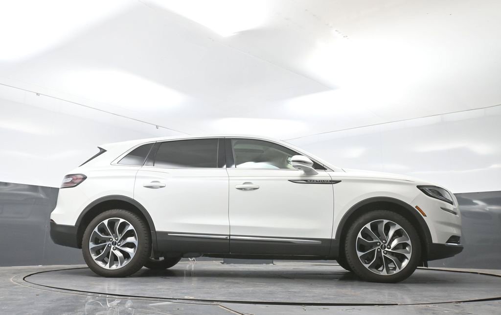 Used 2021 Lincoln Nautilus Reserve AWD/4WD image 50