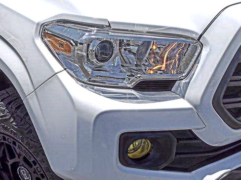 Used 2023 Toyota Tacoma SR AWD/4WD image 2