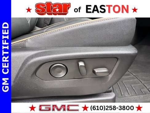 Used 2023 GMC Yukon AT4 w/ AT4 Premium Package image 12