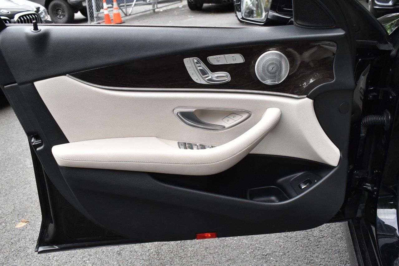 Used 2020 Mercedes-Benz E 350 Sedan image 14