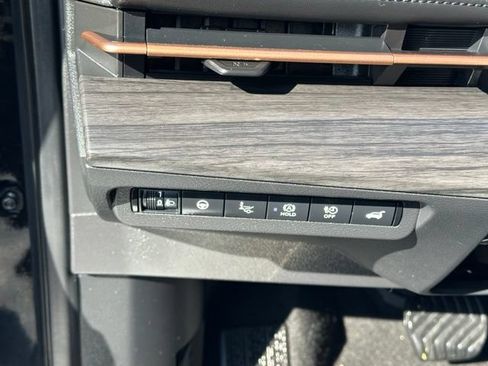 Certified 2024 Nissan Ariya AWD image 22