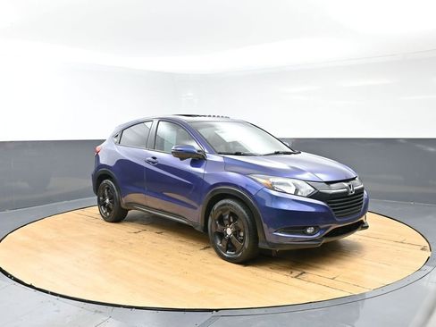 Used 2016 Honda HR-V EX image 2