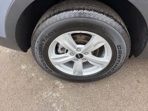 Used 2023 Kia Sorento LX image 43