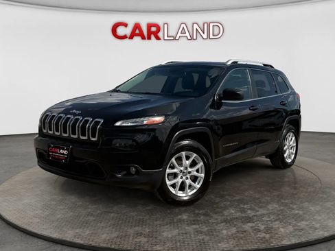 Used 2016 Jeep Cherokee Latitude AWD/4WD image 1