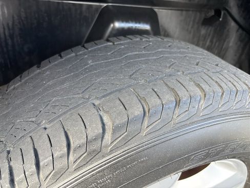 Used 2014 RAM 1500 Express AWD/4WD image 18