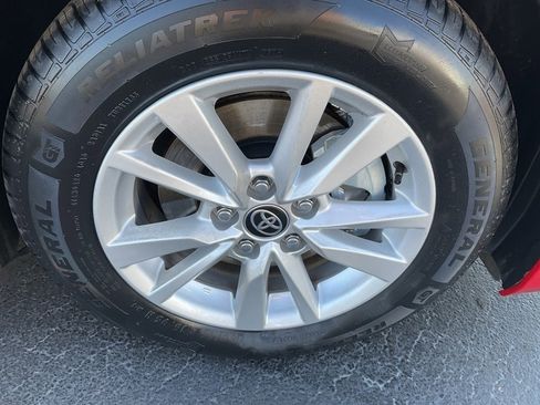 Used 2025 Toyota Camry LE image 23