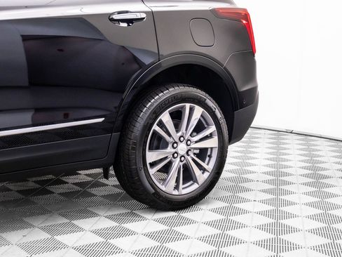 New 2025 Cadillac XT5 Premium Luxury image 38