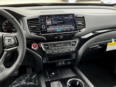 New 2026 Honda Ridgeline Black Edition image 12