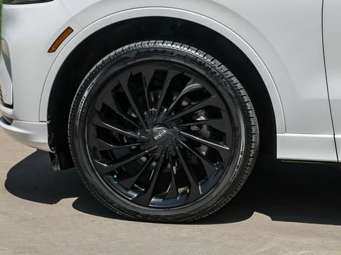 Used 2025 Lincoln Aviator Reserve w/ Jet Appearance Package AWD/4WD image 62