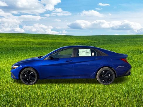 Used 2026 Hyundai Elantra Sport w/ Cargo Package image 12