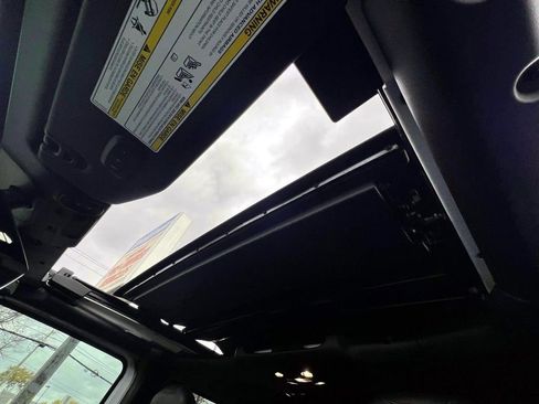 Used 2023 Jeep Wrangler Unlimited Sahara w/ Cold Weather Group image 30