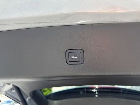 Used 2024 Chevrolet Traverse High Country w/ LPO, Floor Liner Package AWD/4WD image 14