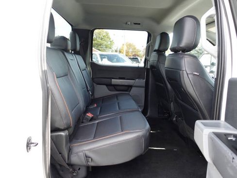 Used 2023 Ford F250 XLT AWD/4WD image 30